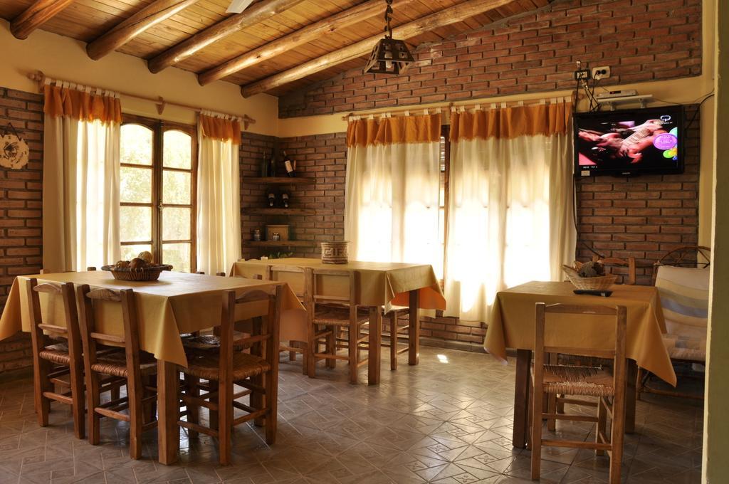 Hostal Posta Del Atuel General Alvear  Exterior photo